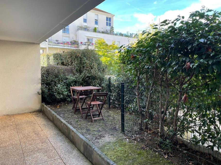 28 M2 & Jardin Privatif 20 M2 *